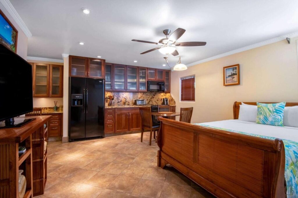Days Inn by Wyndham Maui Oceanfront - Image 6