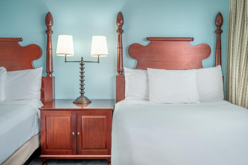 Maui Beach Hotel - Image 3