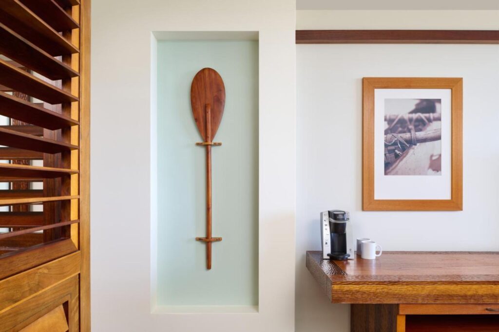 Royal Lahaina Resort & Bungalows - Image 3