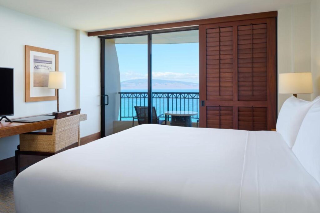 Royal Lahaina Resort & Bungalows - Image 5