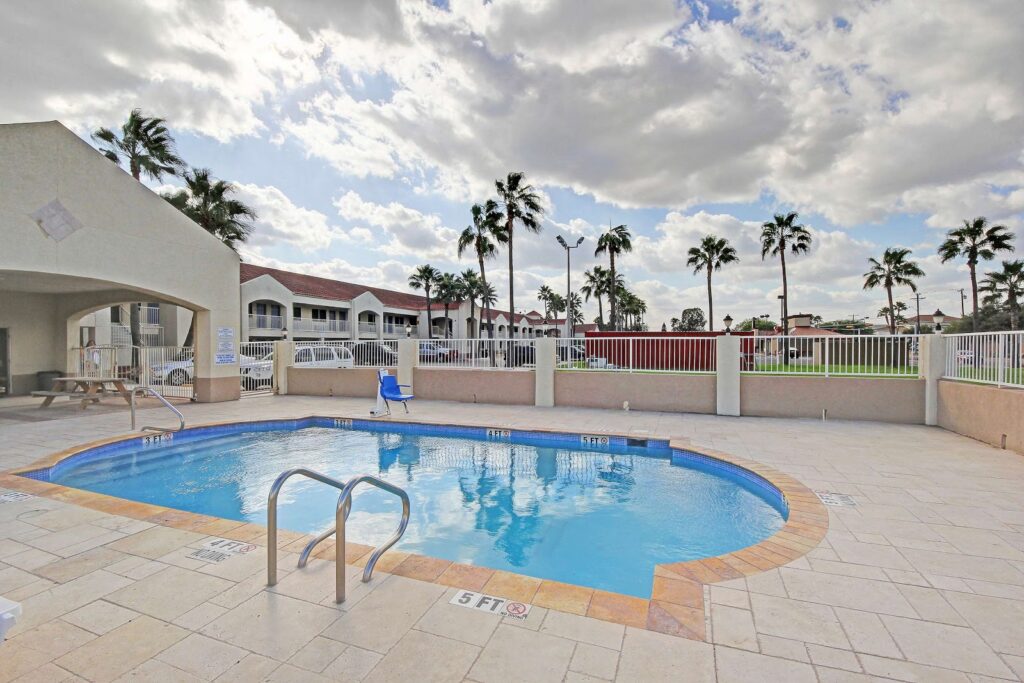 Motel 6-Edinburg, TX - Image 6