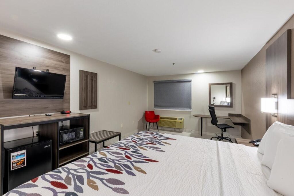 Red Roof Inn Pharr - McAllen - Image 3