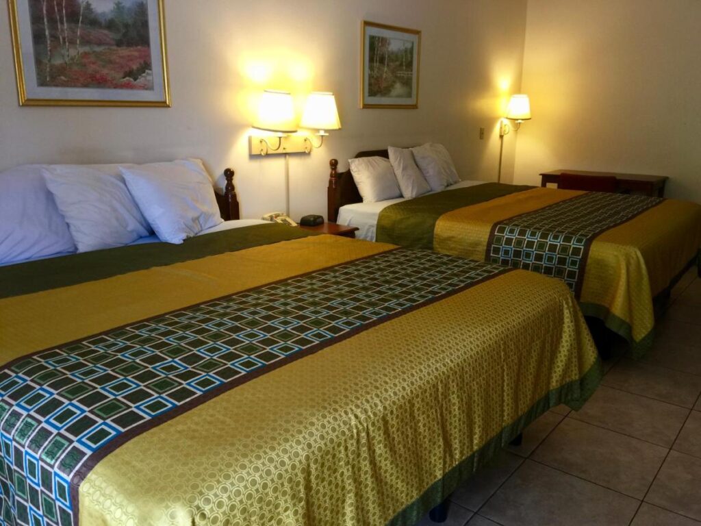 Texas Inn and Suites RGV - Image 3