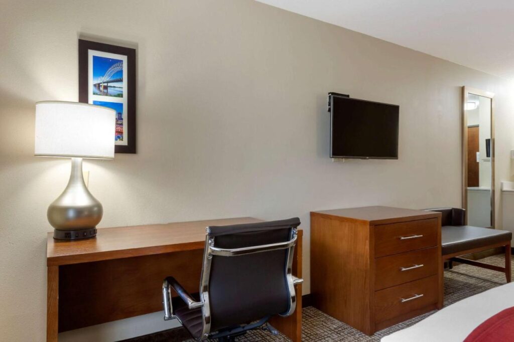 Comfort Inn Marion - West Memphis - Image 2