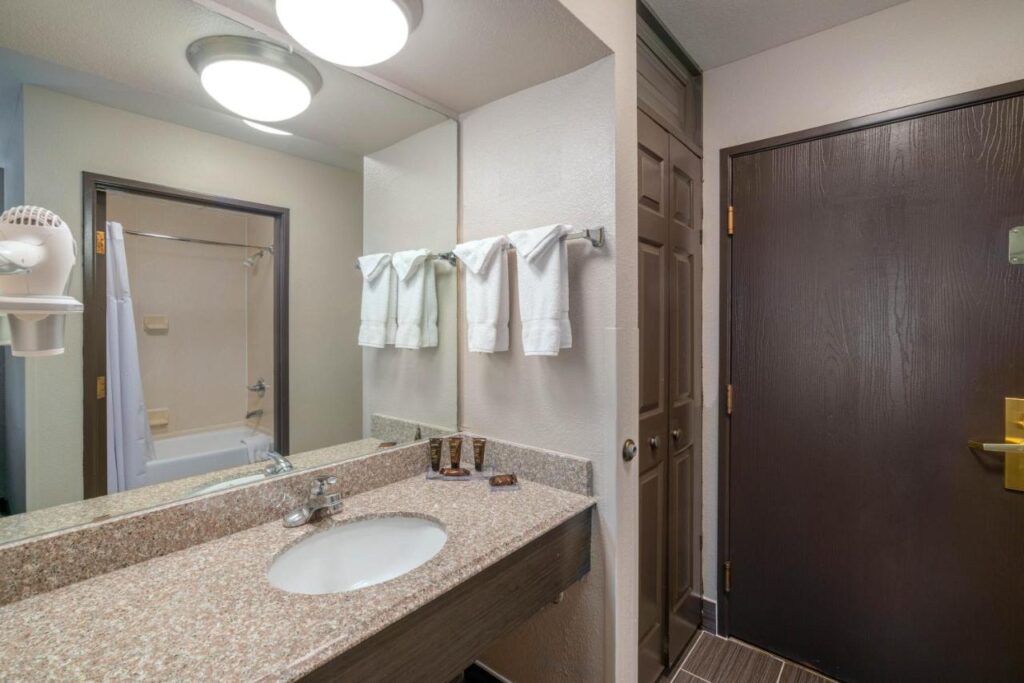 Wingate by Wyndham Memphis East - Image 3