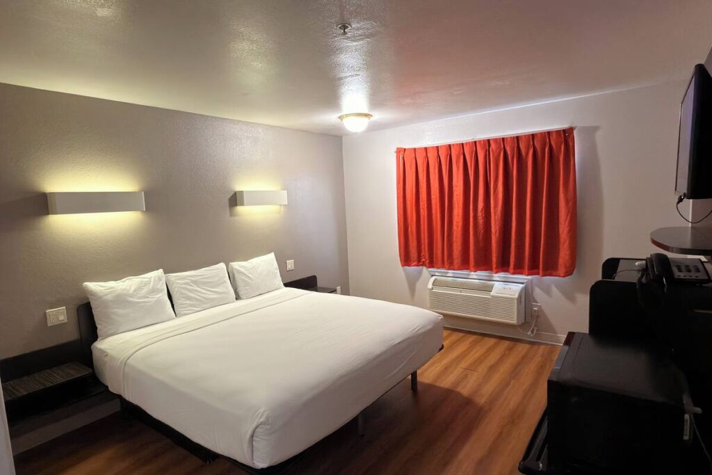Motel 6-Apache Junction, AZ - Image 5