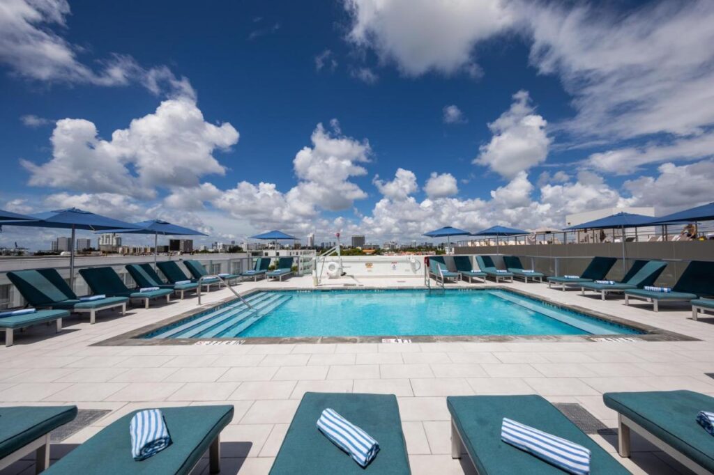 President Hotel Villa - Image 1
