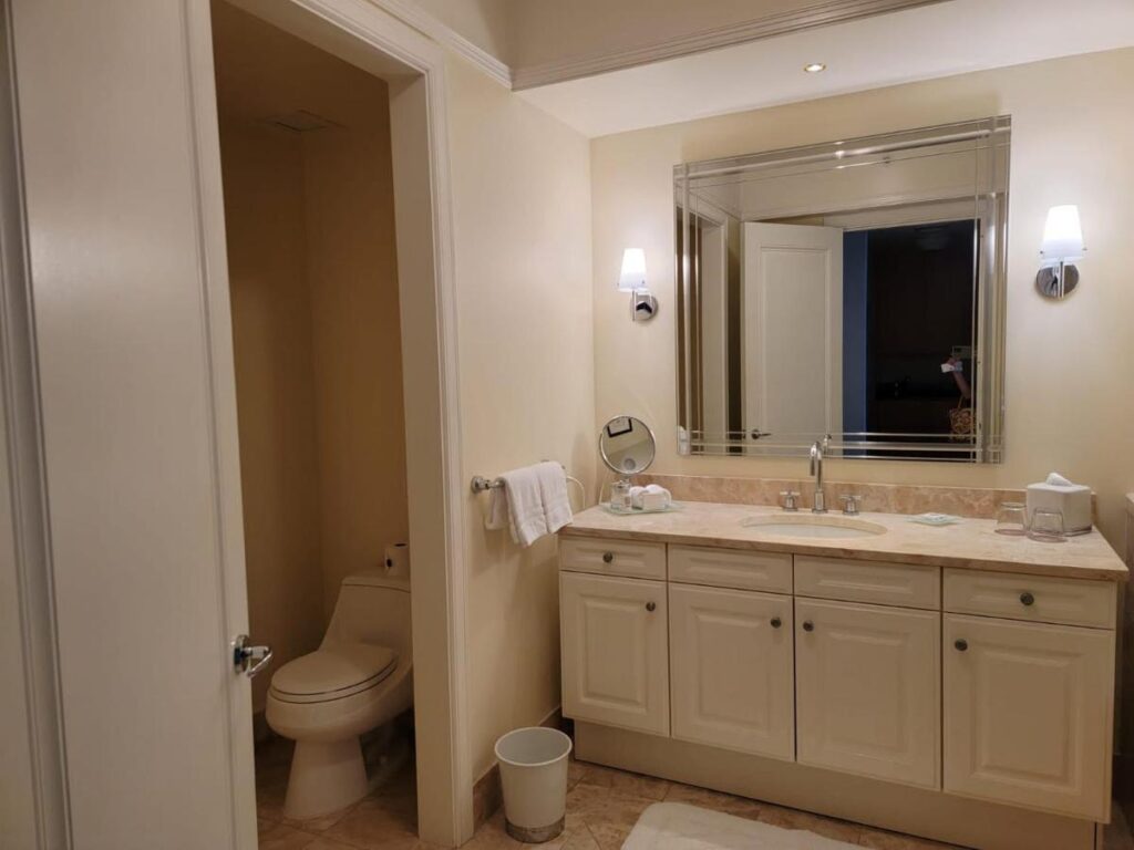 Four Seasons Studio - Privately Owned Unit - Image 3