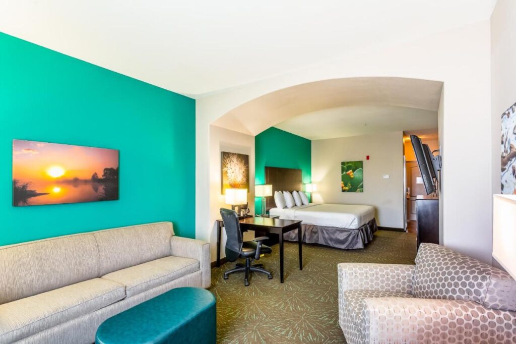 Baymont by Wyndham Andrews TX - Image 3