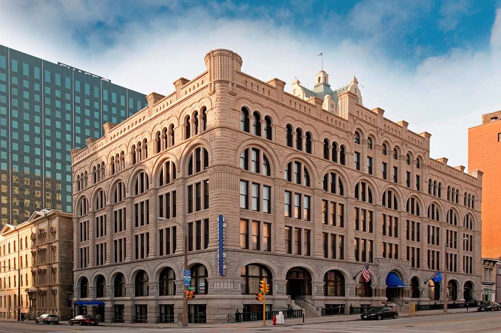 Hilton Garden Inn Milwaukee Downtown - Image 5