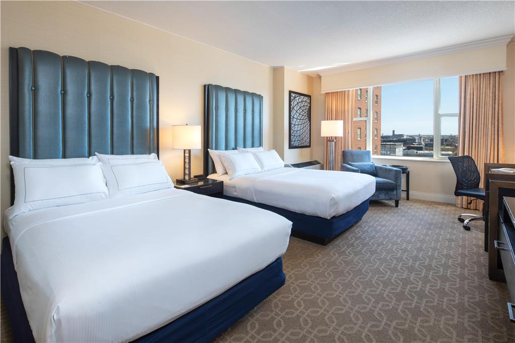 Hilton Milwaukee - Image 6