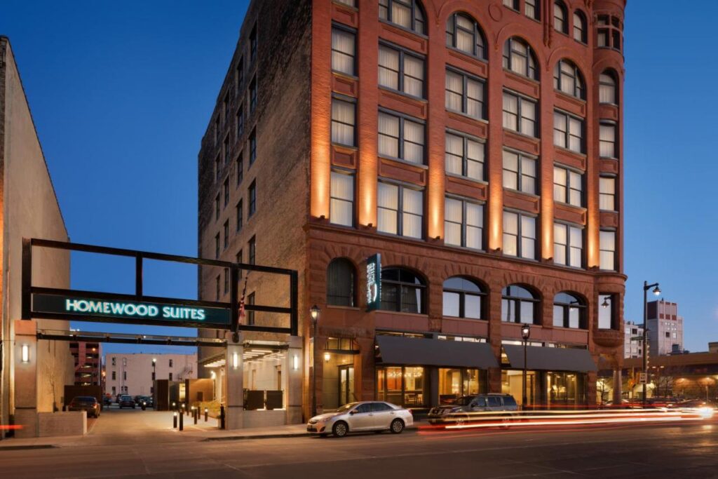 Homewood Suites By Hilton Milwaukee Downtown - Image 5