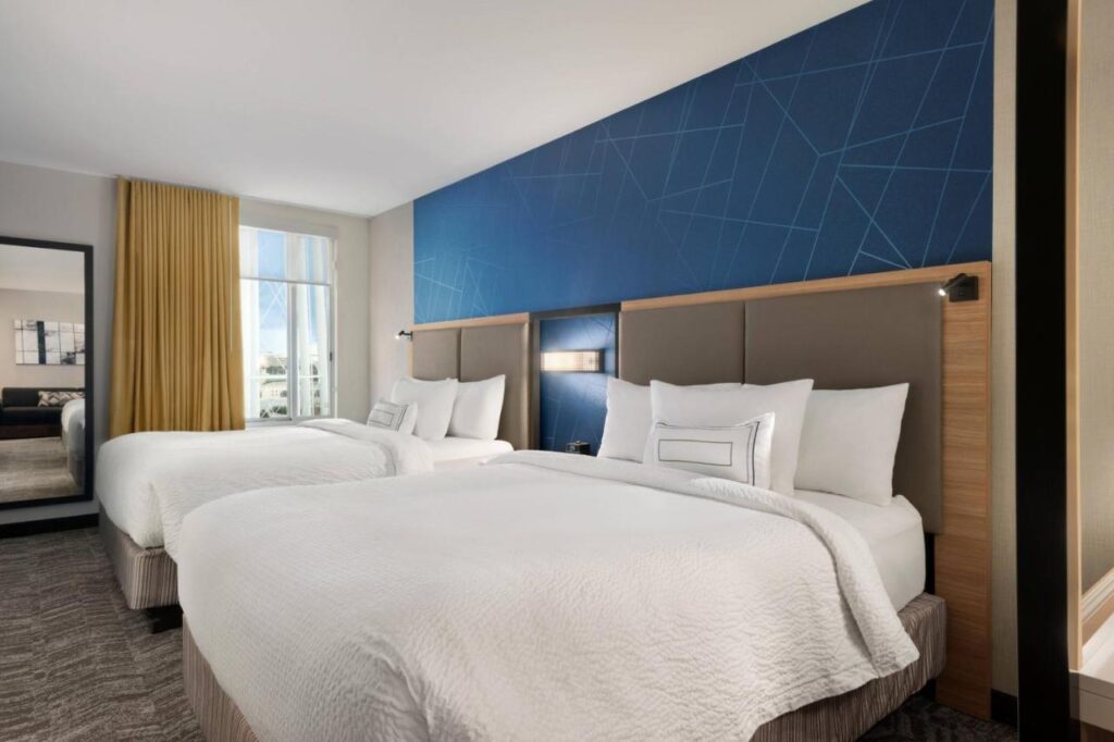 SpringHill Suites by Marriott Milwaukee West/Wauwatosa - Image 5