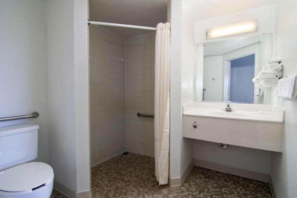 Motel 6-Lakeville, MN - South - Lakeville - Image 4