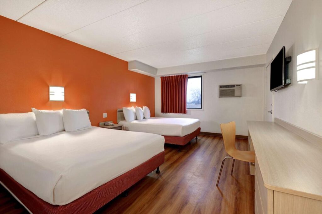 Motel 6-Lakeville, MN - South - Lakeville - Image 5