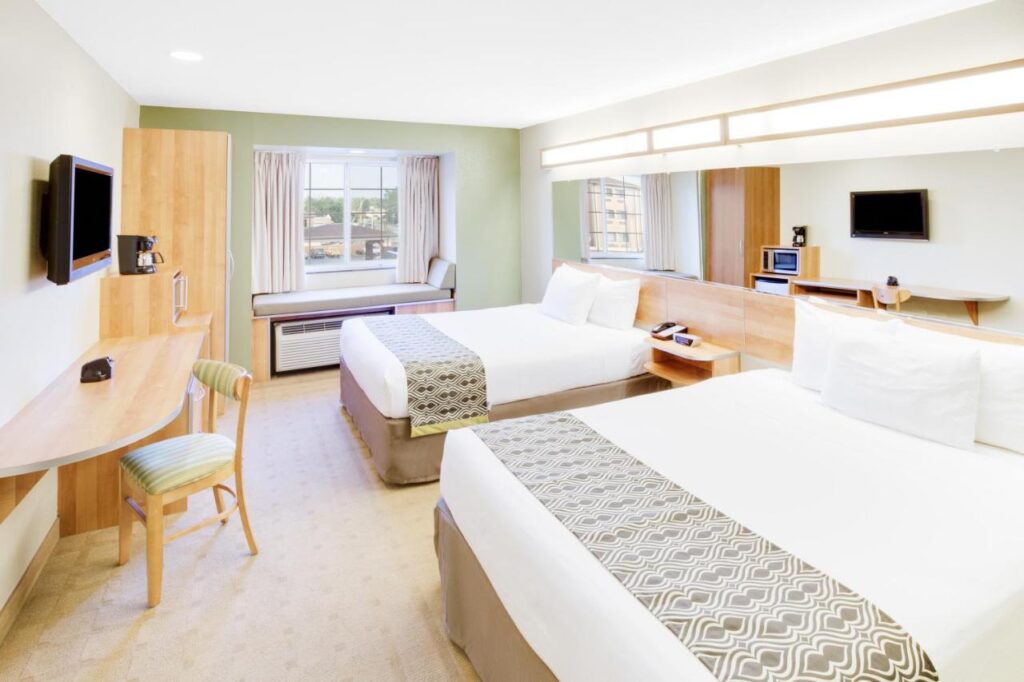 Microtel Inn & Suites by Wyndham Saraland - Image 4