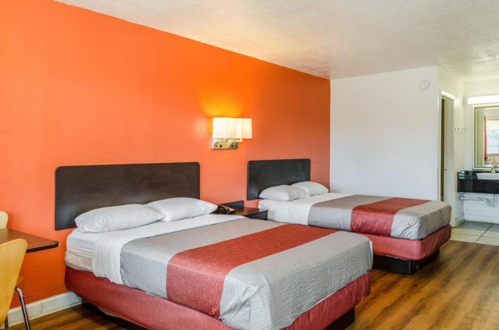 Motel 6-Saraland, AL - Image 4