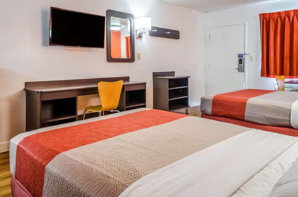 Motel 6-Saraland, AL - Image 5