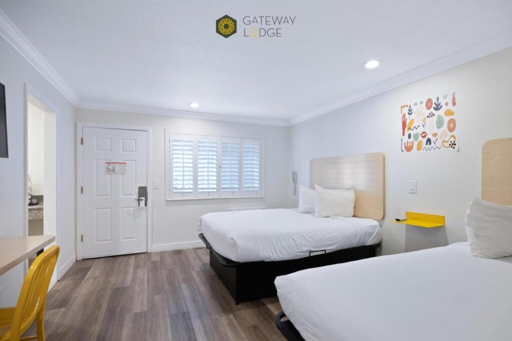 Gateway Lodge - Image 3