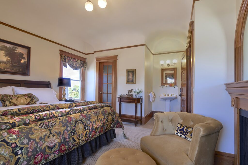 Pacific Grove Inn - Image 6
