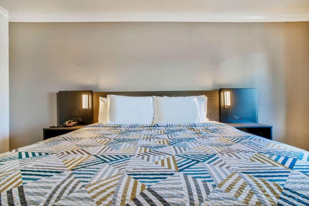 Motel 6-Menifee, CA - Image 5