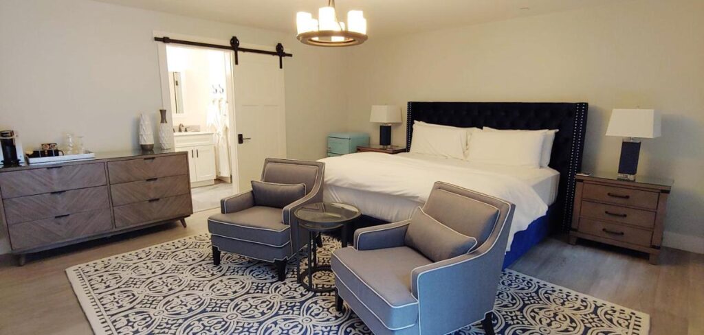 The Grand Idyllwild Lodge - Image 2