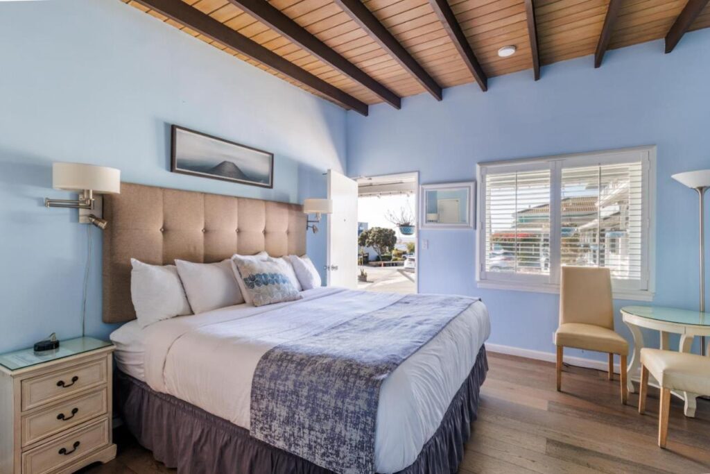 Pleasant Inn - Image 5