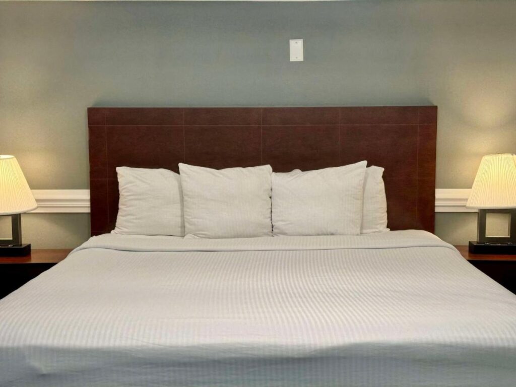 Best Western Executive Inn Kenosha - Pleasant Prairie - Image 6