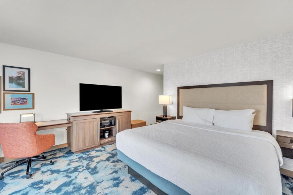 Hampton Inn & Suites Kenosha Pleasant Prairie - Image 4