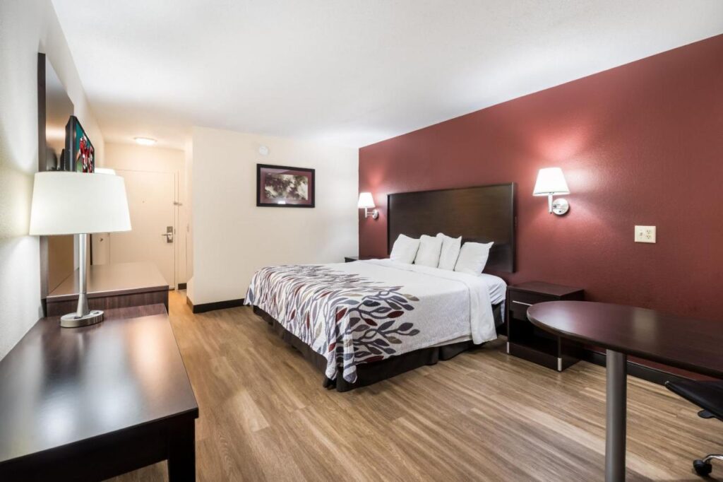 Red Roof Inn Murfreesboro - Image 6