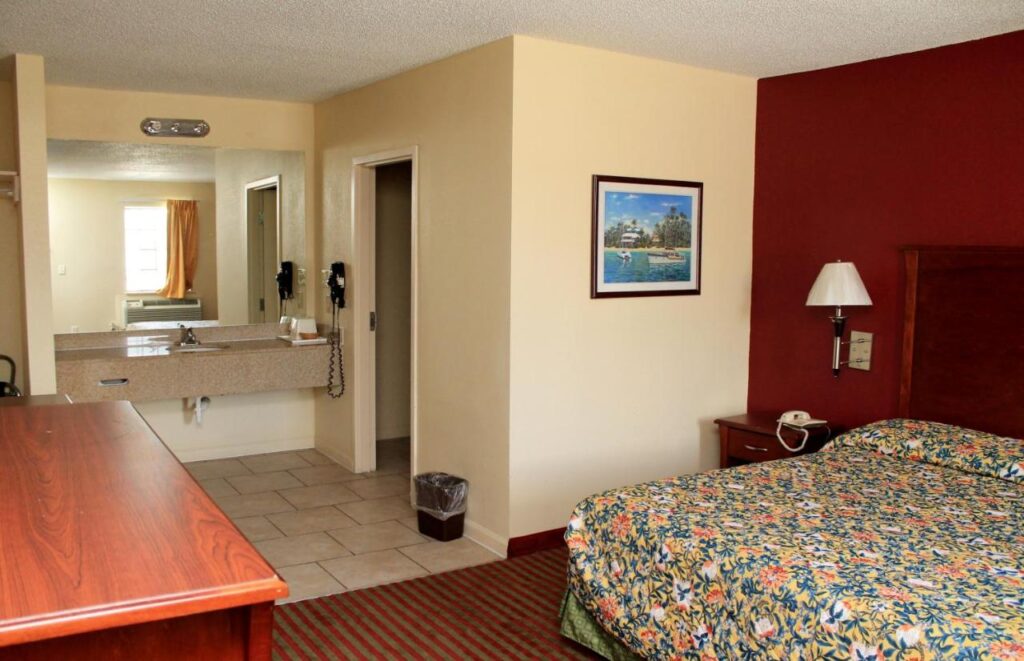 Best Way Inn and Suites - New Orleans - Image 2