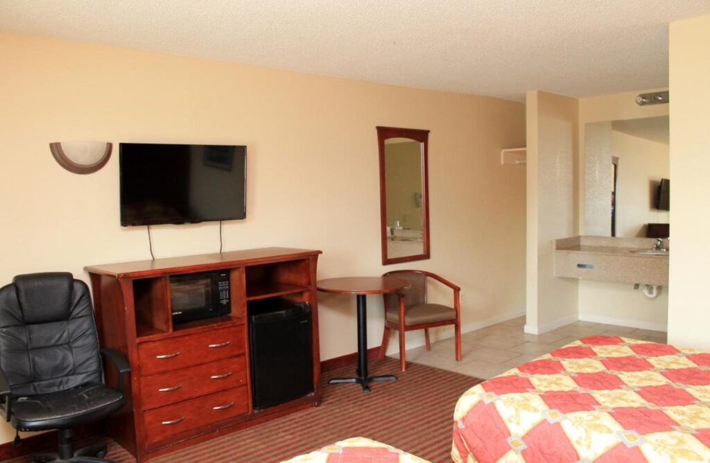 Best Way Inn and Suites - New Orleans - Image 4