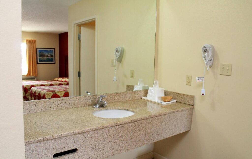 Best Way Inn and Suites - New Orleans - Image 6