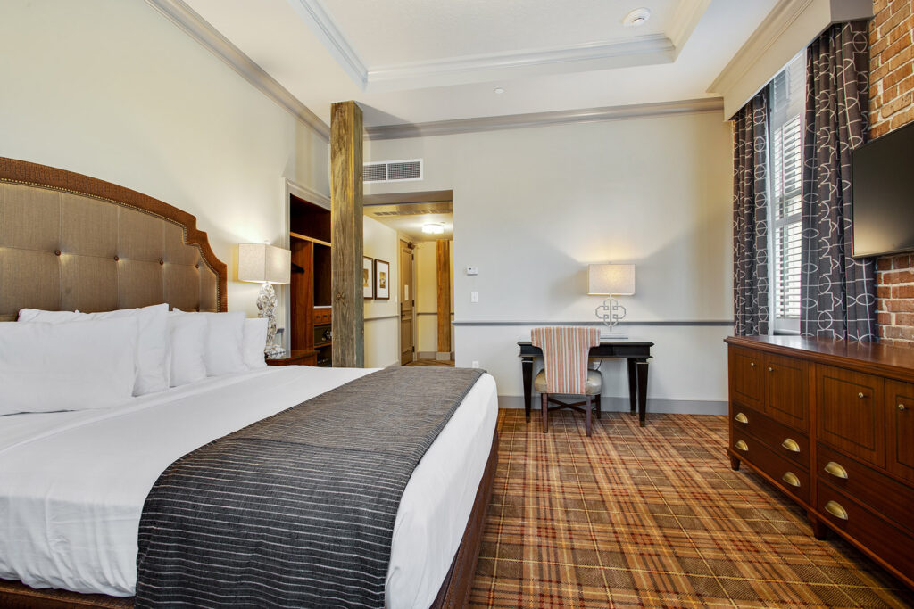 The Brakeman Hotel - Image 6