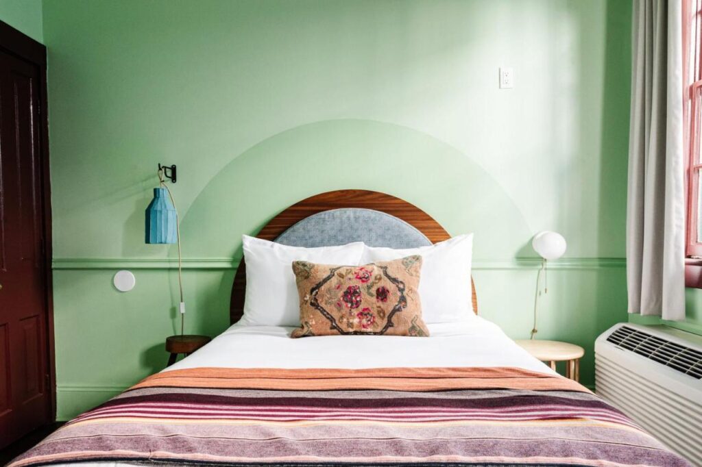 The Frenchmen New Orleans By Kasa Living - Image 3
