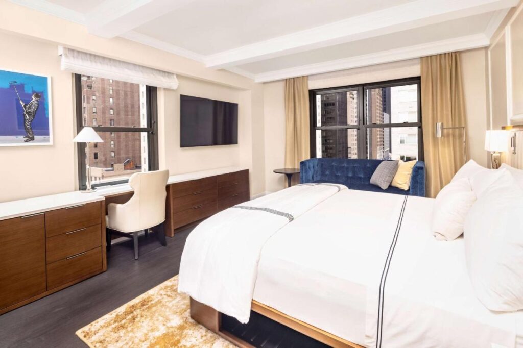 Hilton Club The Quin New York - Image 6