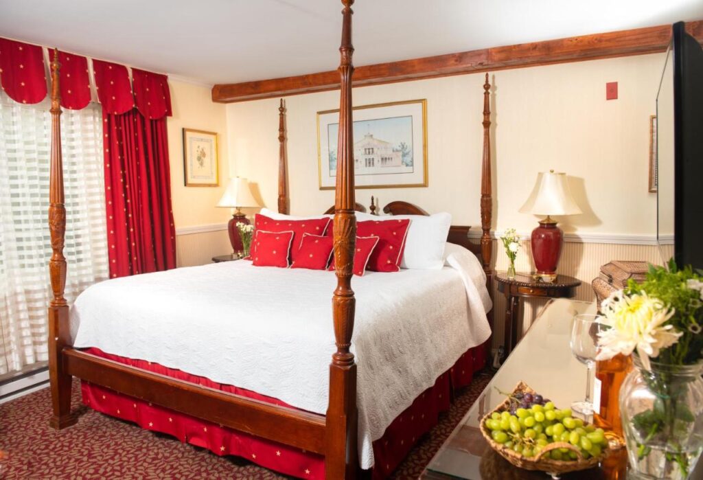 America's Cup Inn Newport - Image 1