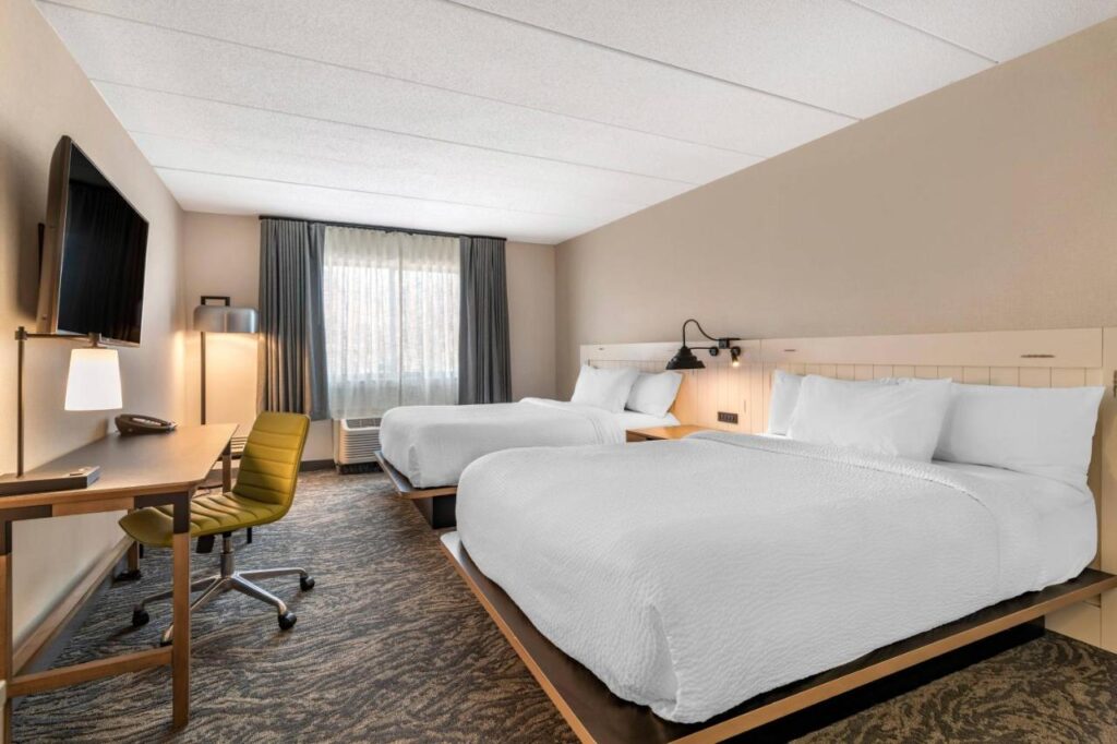 Fairfield Inn & Suites by Marriott Providence Airport Warwick - Image 4