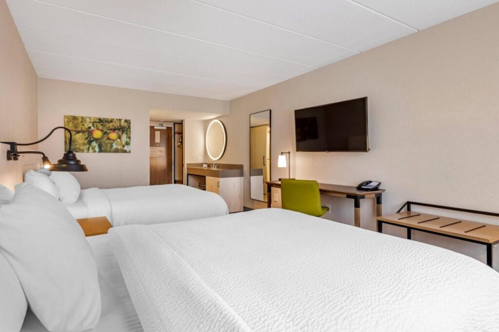 Fairfield Inn & Suites by Marriott Providence Airport Warwick - Image 5