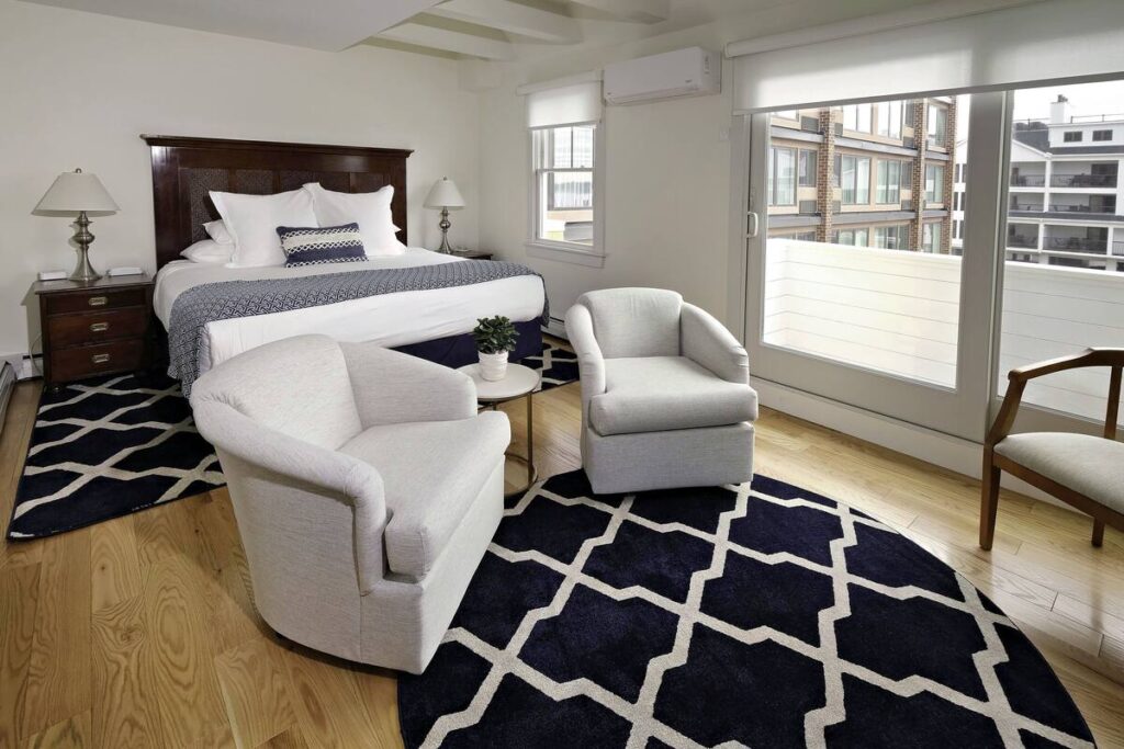 Harborside Inn - Image 5