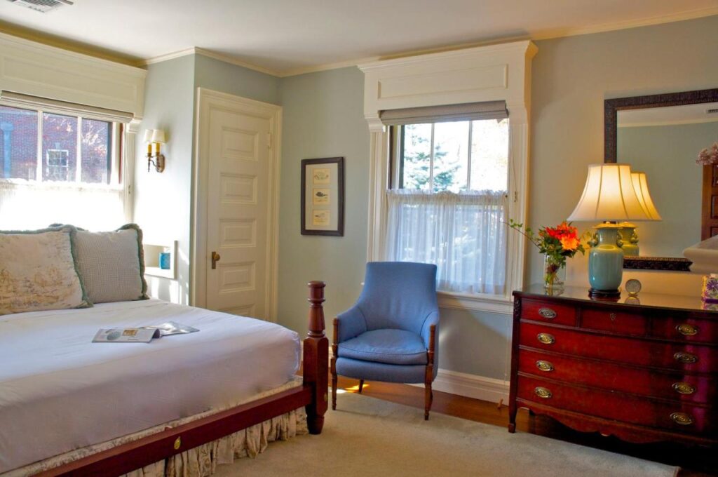 Hilltop Inn - Image 4