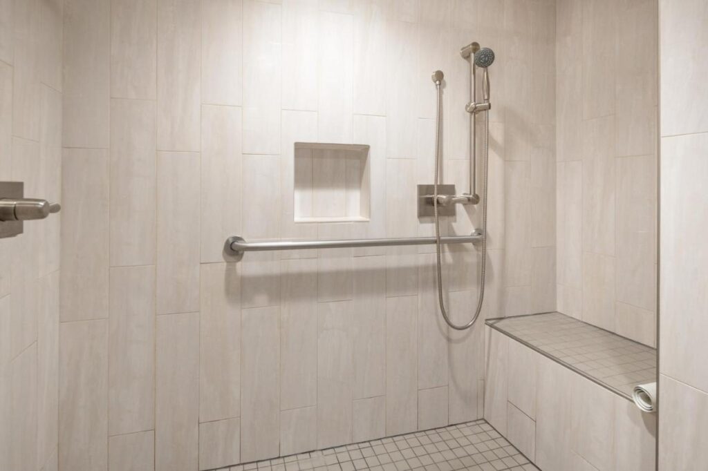 Atherton Park Inn and Suites - Image 6