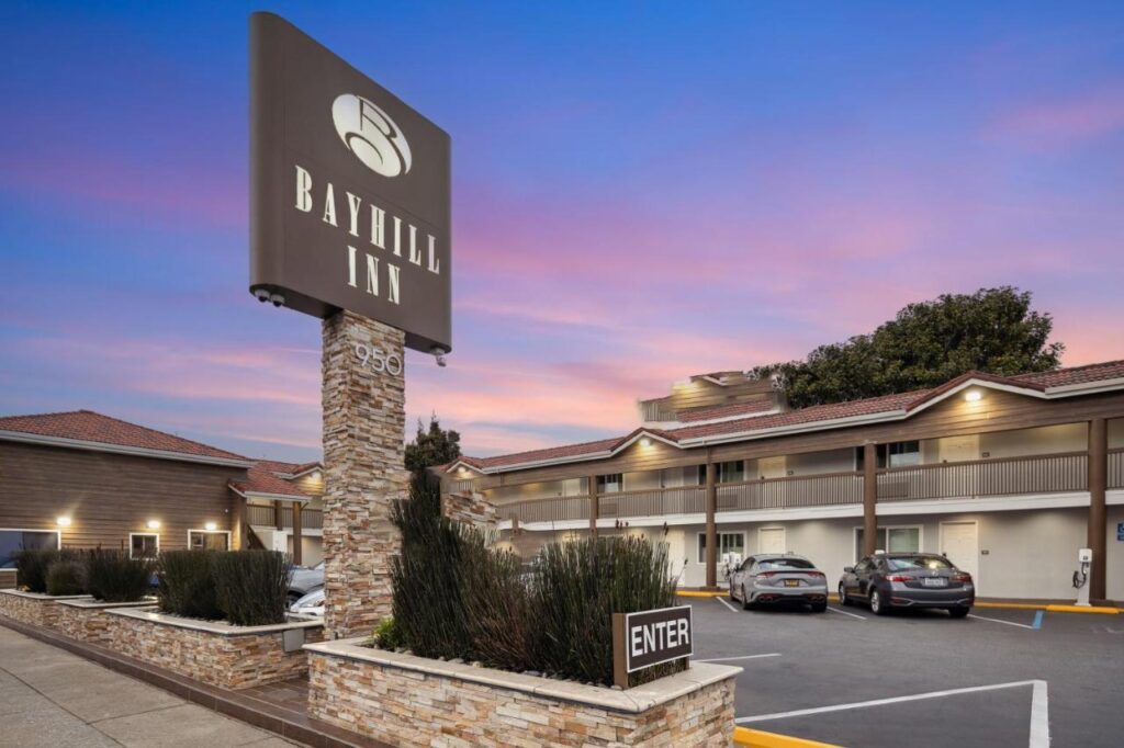 Bayhill Inn - Image 1
