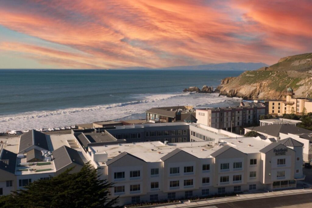 Fairfield by Marriott Inn & Suites San Francisco Pacifica - Image 1