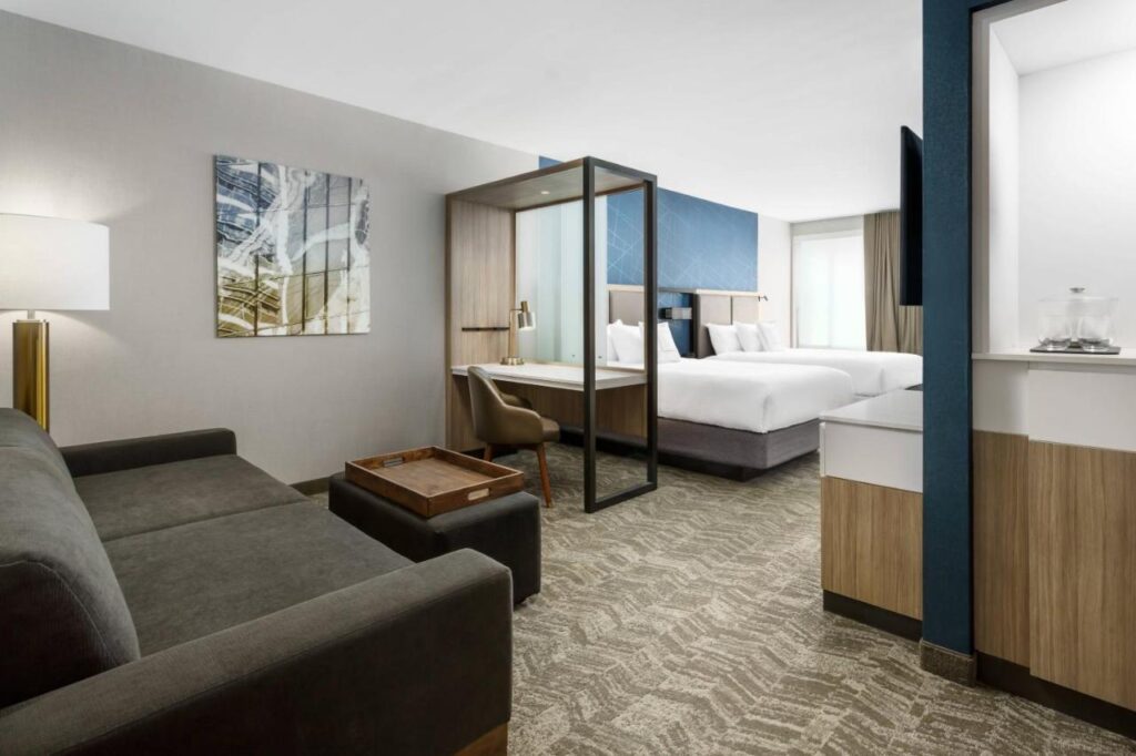 SpringHill Suites by Marriott Belmont Redwood Shores - Image 4