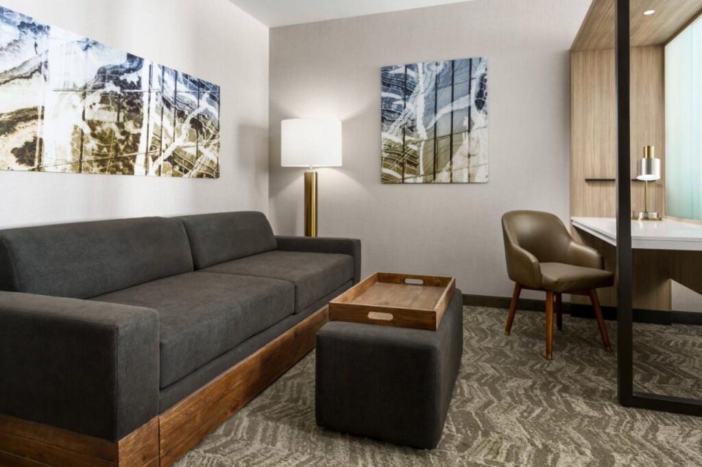 SpringHill Suites by Marriott Belmont Redwood Shores - Image 5