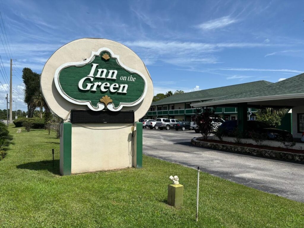 Inn On The Green Florida - Image 1