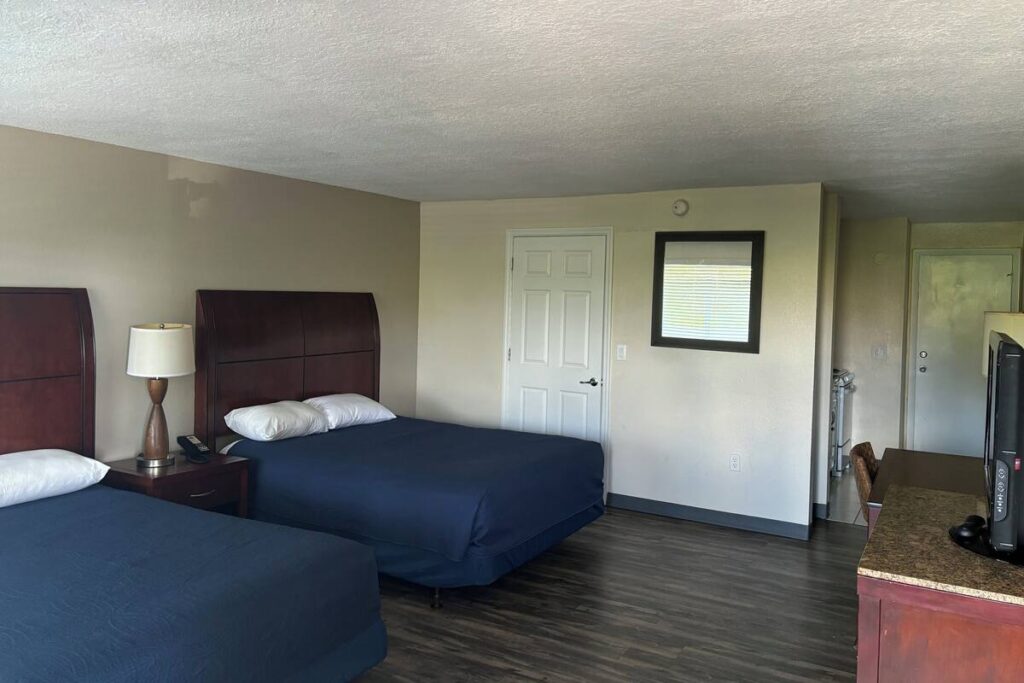 Inn On The Green Florida - Image 4