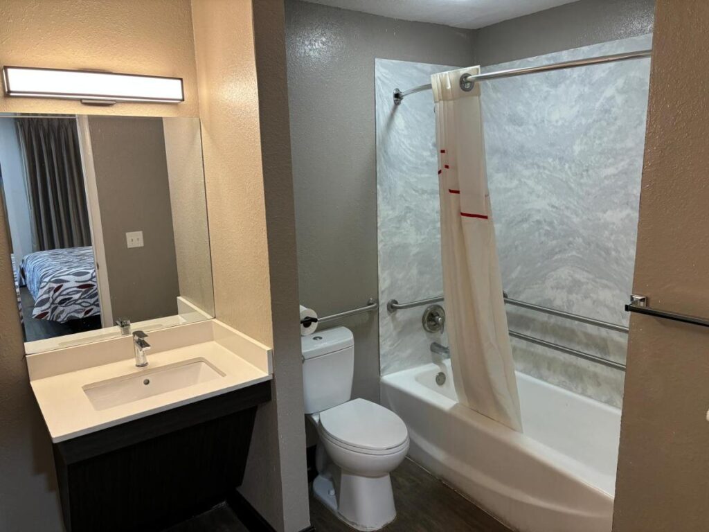 Red Roof Inn Wildwood, FL - The Villages - Image 6
