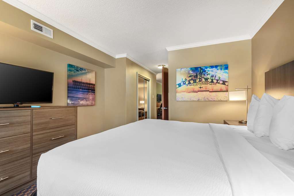 Best Western Ocean City Hotel and Suites - Image 6